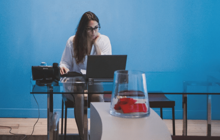 mesa para home office de vidro